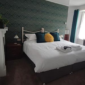 Deluxe Double or Twin Room Garden View