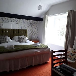 Second-Floor En Suite Double or Twin Rooms